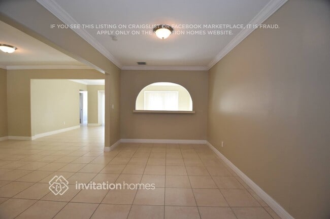Building Photo - 2150 SW 65th Ave