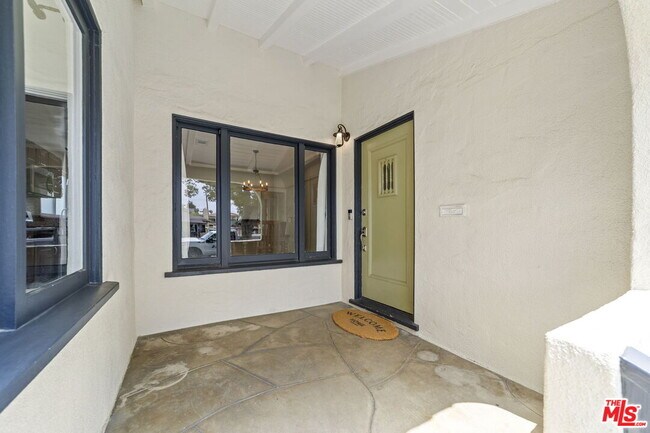 Foto del edificio - 724 N Lincoln St