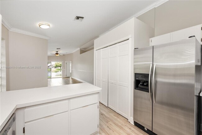 Foto del edificio - 510 NW 108th Terrace