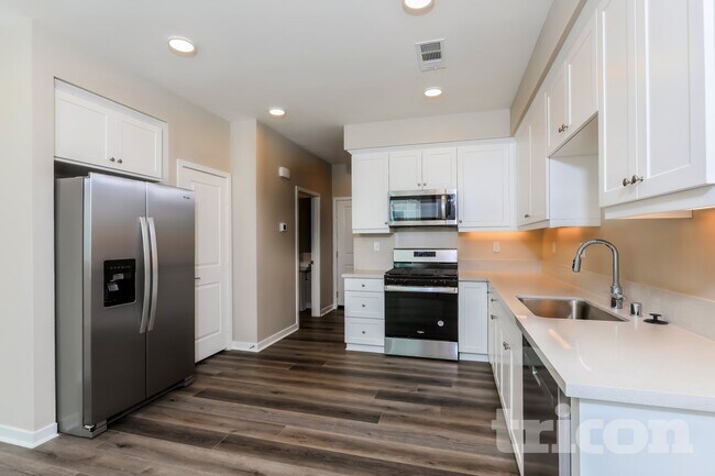 Building Photo - 24676 Tesoro Ct