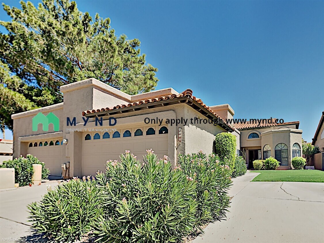 Primary Photo - 2 br, 2 bath Townhome - 4052 E Sunnyside Dr