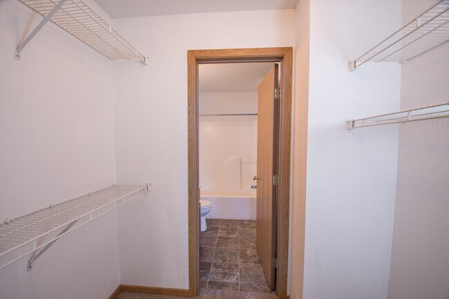 Foto del interior - Ambercrest Apartments, Fox Run Apartments