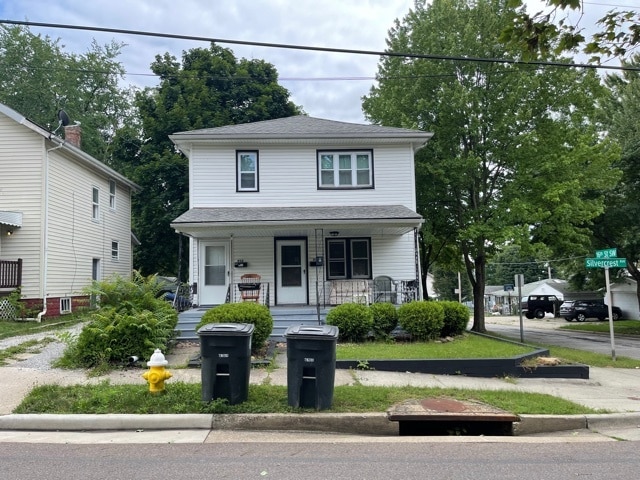 Building Photo - 934 Silvercrest Ave