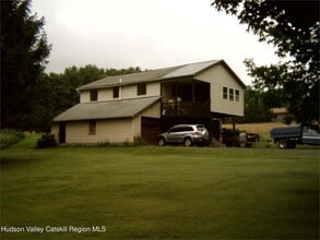 Building Photo - 9 Turner Rd