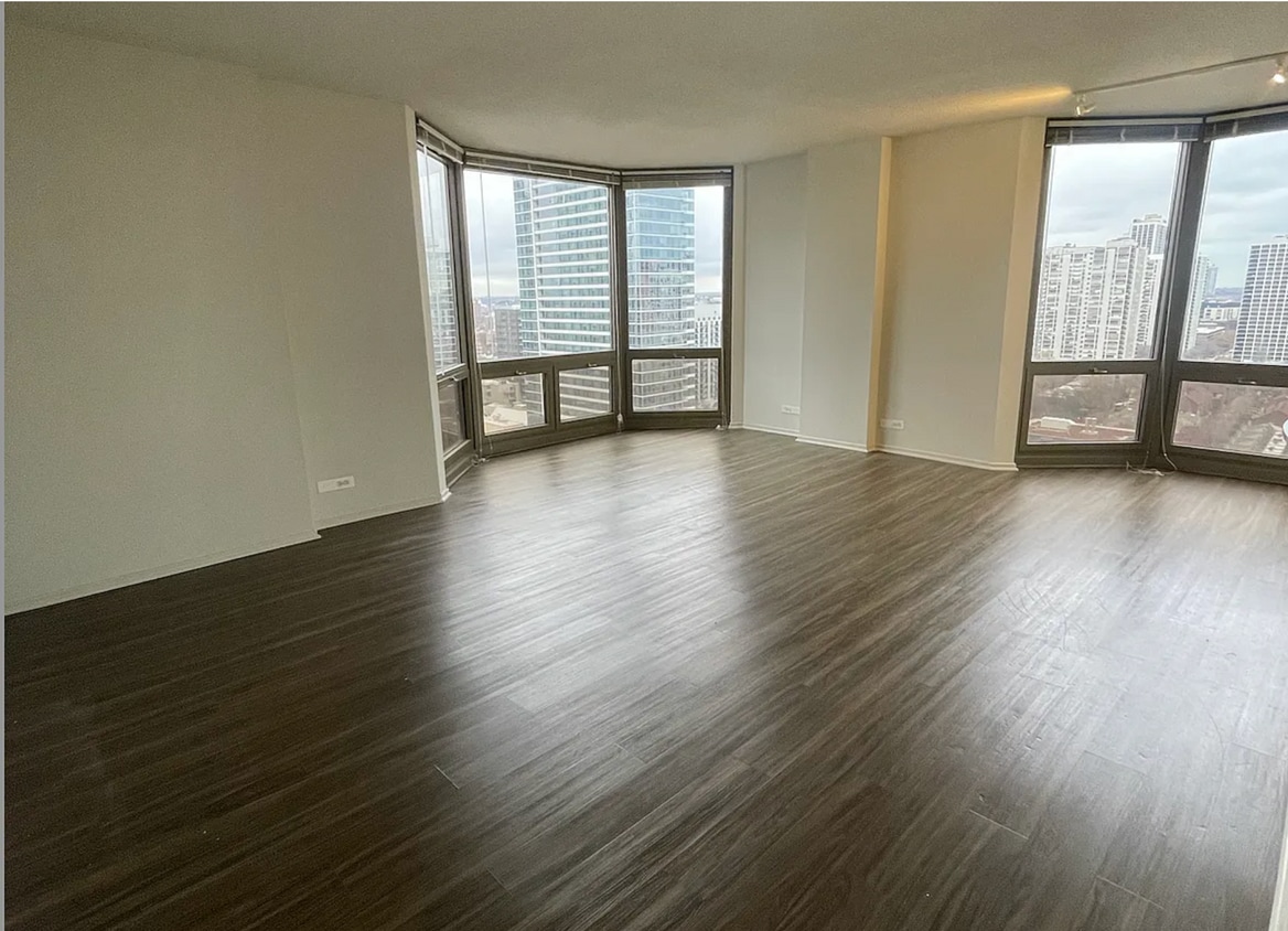 Photo - 1122 N Dearborn St (Chicago, IL)