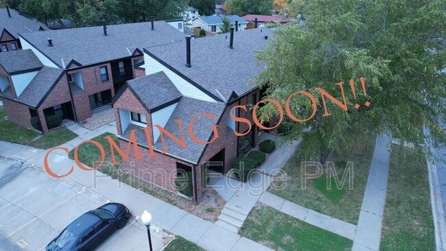 Building Photo - 1701 Ridgehaven Ct