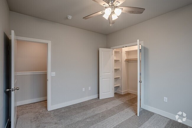 Building Photo - AH 7 | Aspen Heights