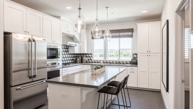 Building Photo - 3993 Eminence St