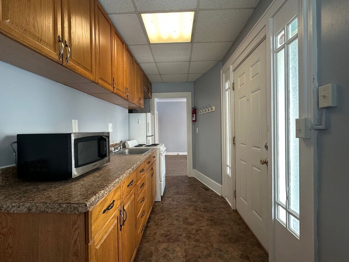 Foto principal - 417 W Cross St