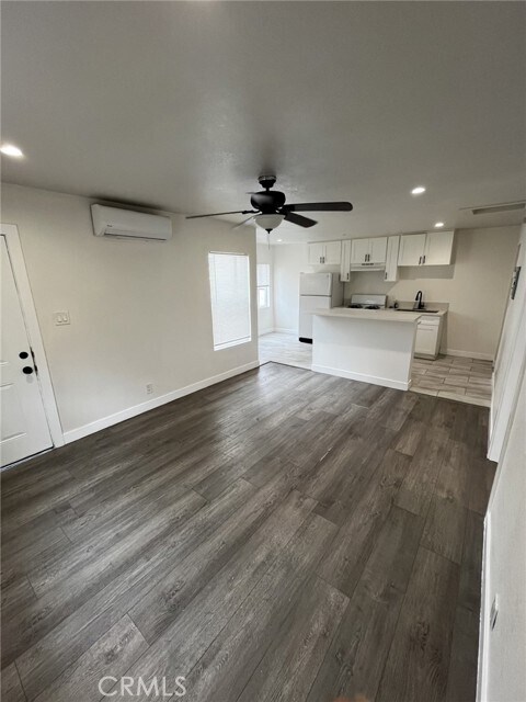 Foto del edificio - 4518 Normandie Ave