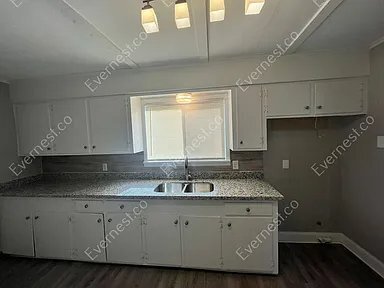 Foto del edificio - 3542 Ingersoll St