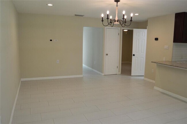 Foto del edificio - 3204 Palmetto Rd