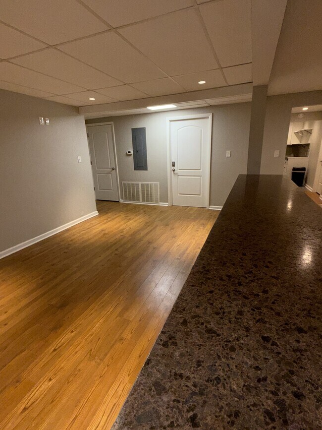 Living Room - 513 Bernard Ave