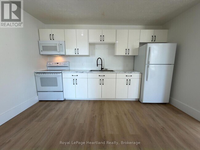 Photo du bâtiment - 6 Isaac St