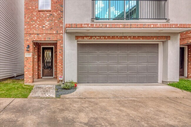 Foto del edificio - 5521 Petty St
