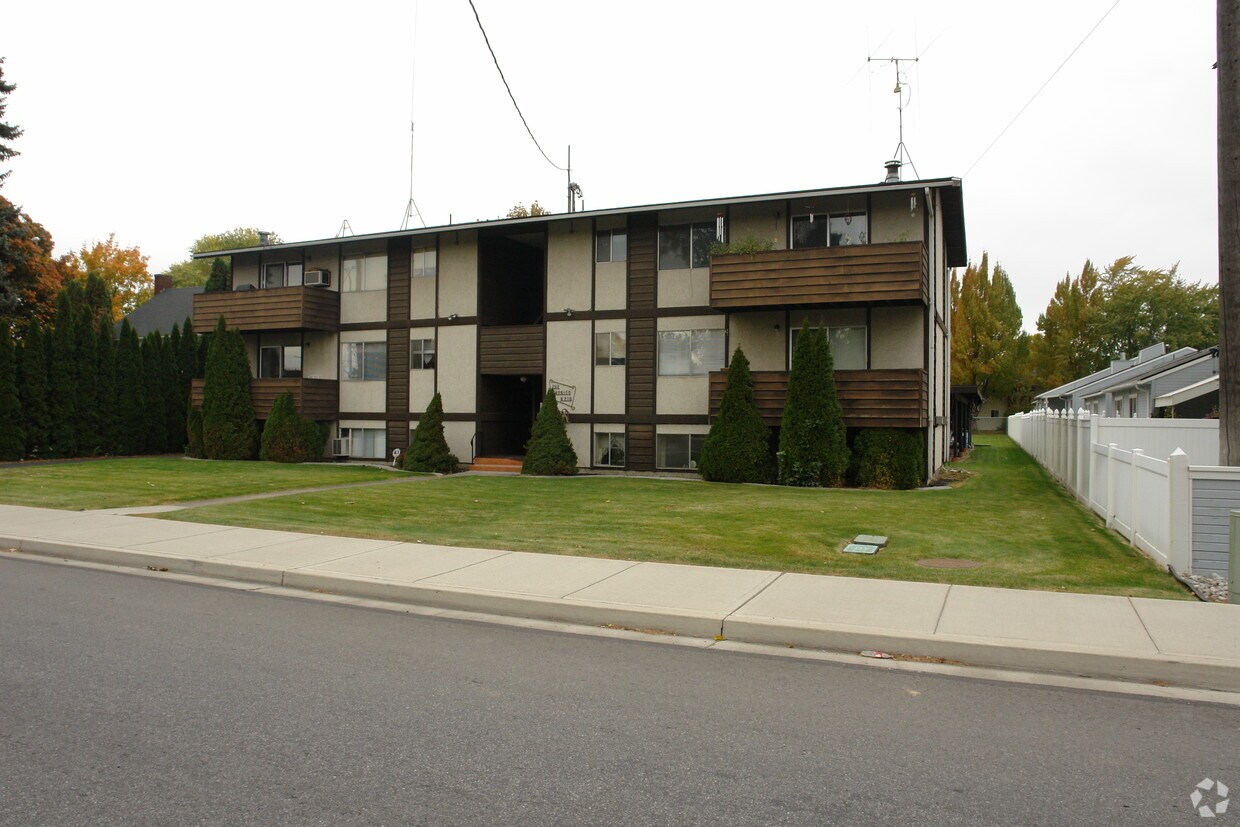 Building Photo - 219 N University Rd