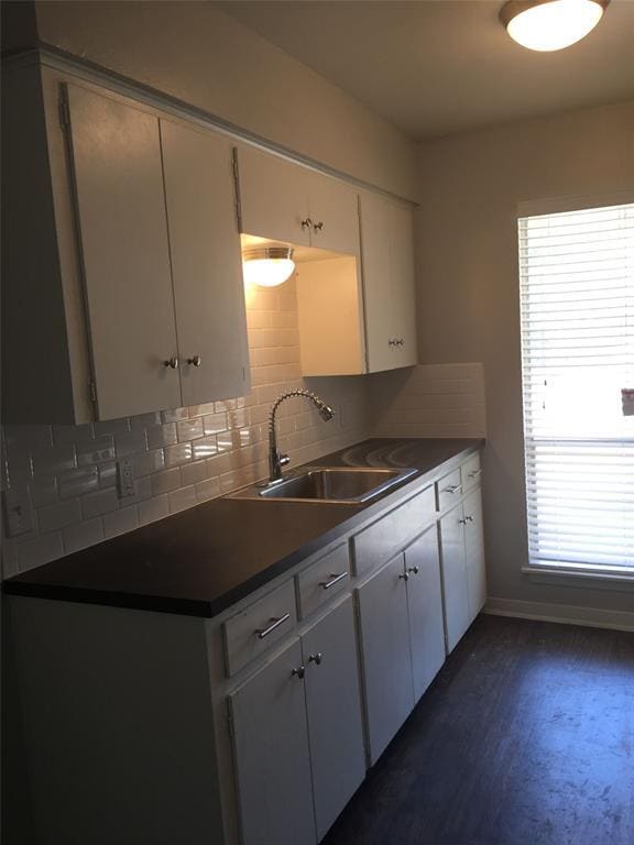 Building Photo - 5607 Sunshine Dr