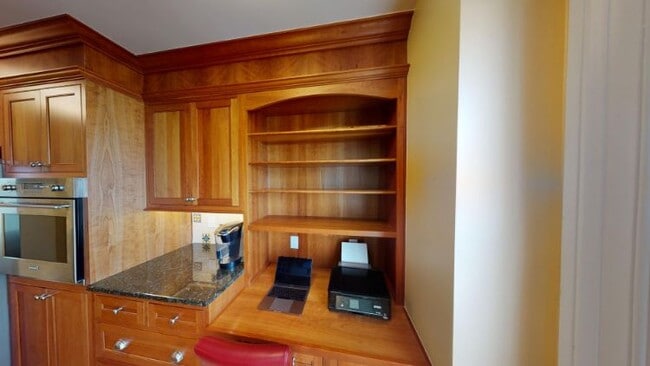 Building Photo - 175 W 93rd St