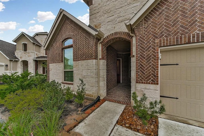 Building Photo - 7742 Candlelight Park Ln