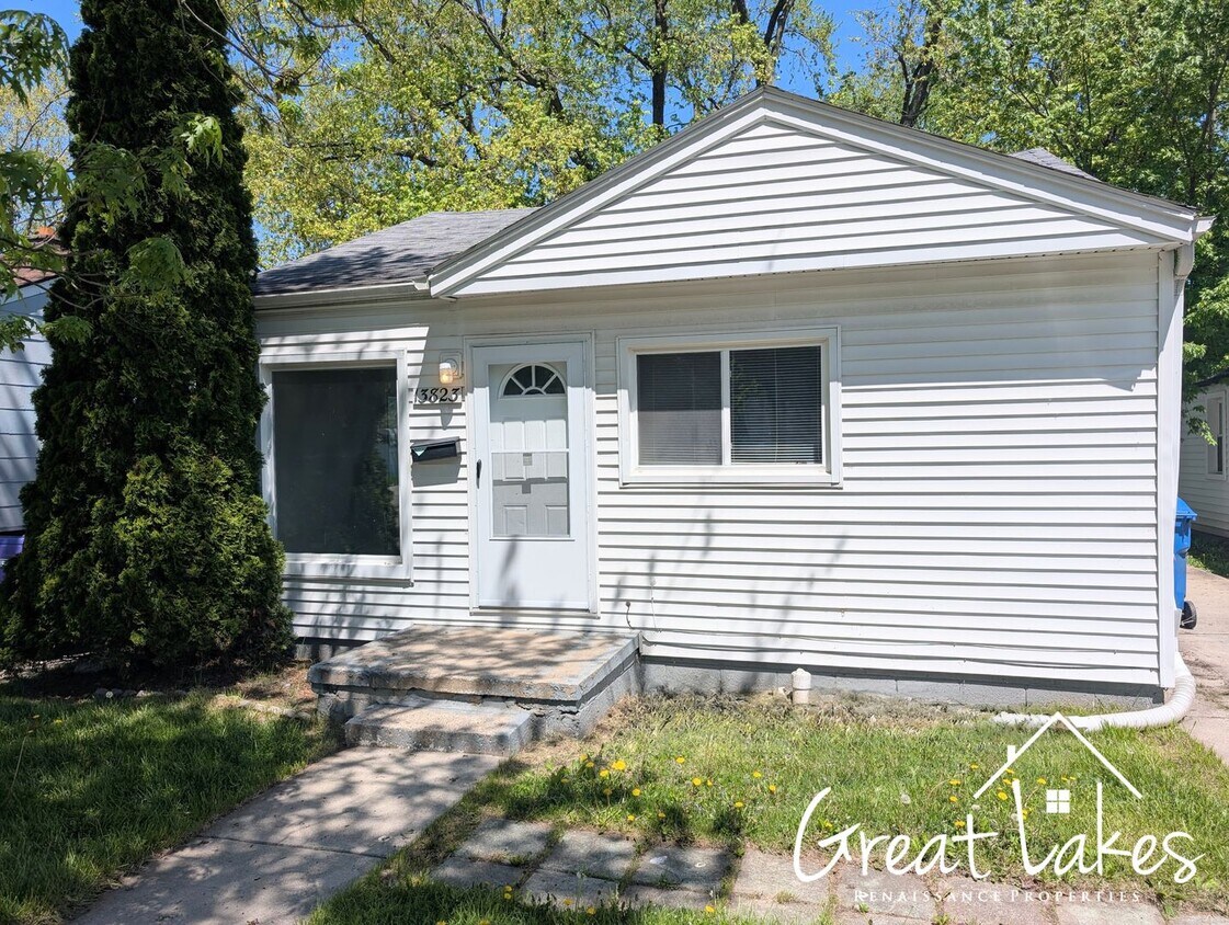 Foto principal - Stunning 2 Bedroom 1 Bathroom now availabl...