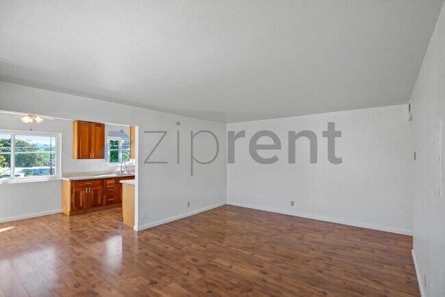 Foto del edificio - 138 Village Ct