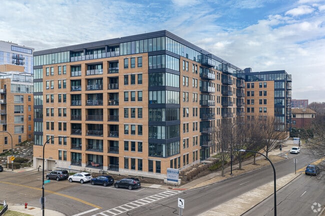 Building Photo - 1717 Evanston