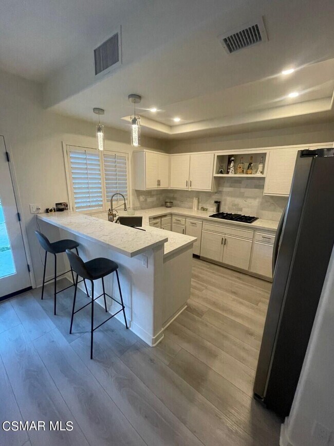 Building Photo - 983 Blue Mountain Cir