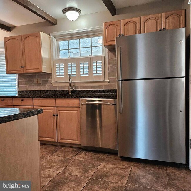 Foto del edificio - 6602 Huntsman Blvd