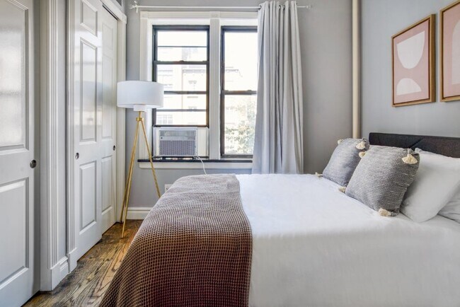 Foto del edificio - 234 W 14th St