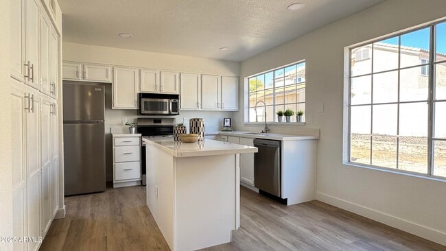 Foto del edificio - 4338 E Brookwood Ct