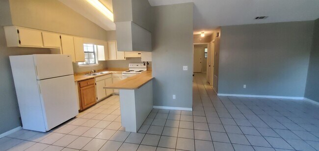 Foto del edificio - 2368 Hartsfield Way