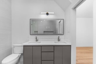 Building Photo - 2314 Barbee St