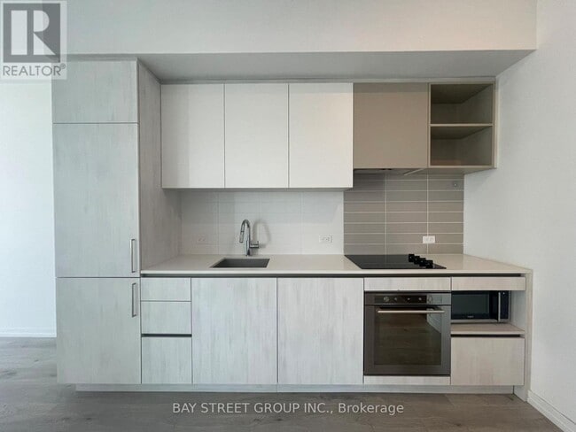 Photo du bâtiment - 7890 Jane St