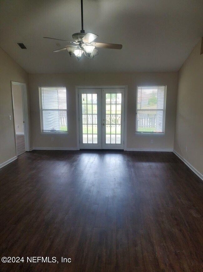 Foto del edificio - 11267 Hendon Dr