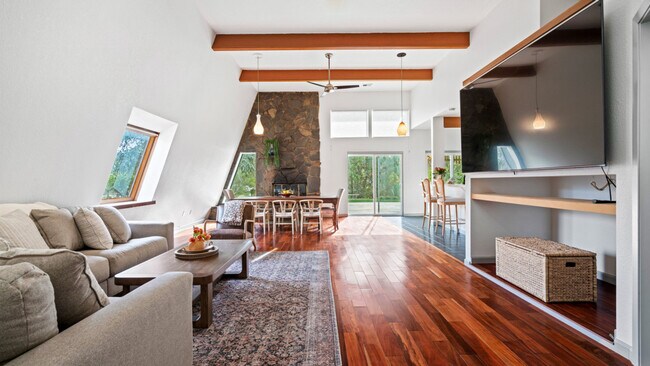 Foto del edificio - 870 Fitchview Lane-SI ID1538705P