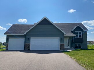 Building Photo - 2339 8th Ln SE