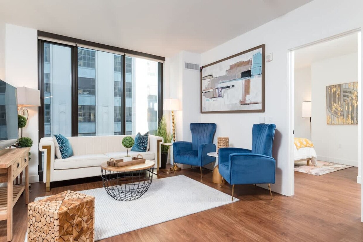 Foto principal - 212 Stuart St