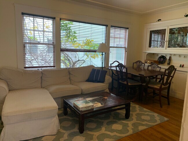 Foto del edificio - 2542 Hillegass Ave