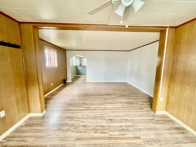 Foto del edificio - 2 Bed 2 Bath- Beaver Falls PA