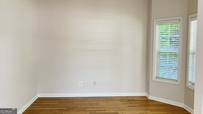 Foto del edificio - 2912 Sedgeview Ln NE