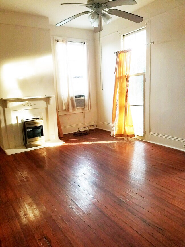 Foto del edificio - 7817 Birch St