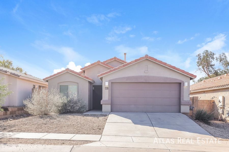 Foto principal - 662 S Painted River Way