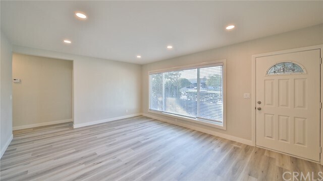 Foto del edificio - 223 N Lincoln Ave