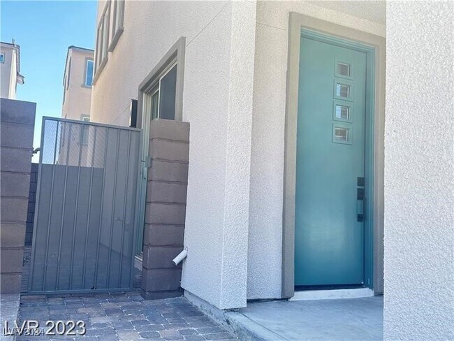 Building Photo - 11611 Earth Stone Ave