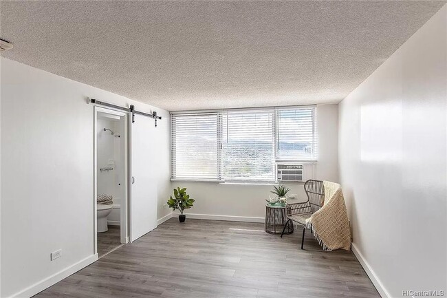 Building Photo - 98-288 Kaonohi St