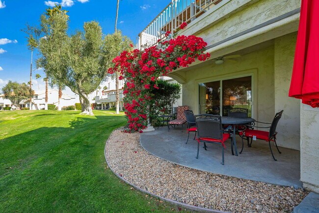 Building Photo - 207 Desert Falls Cir