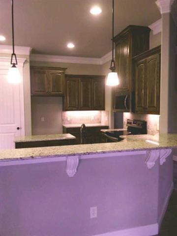 Foto del edificio - 237 Jacinth Ln