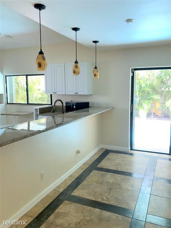 Foto del edificio - 4 br, 3 bath House - 71 Laredo Ln