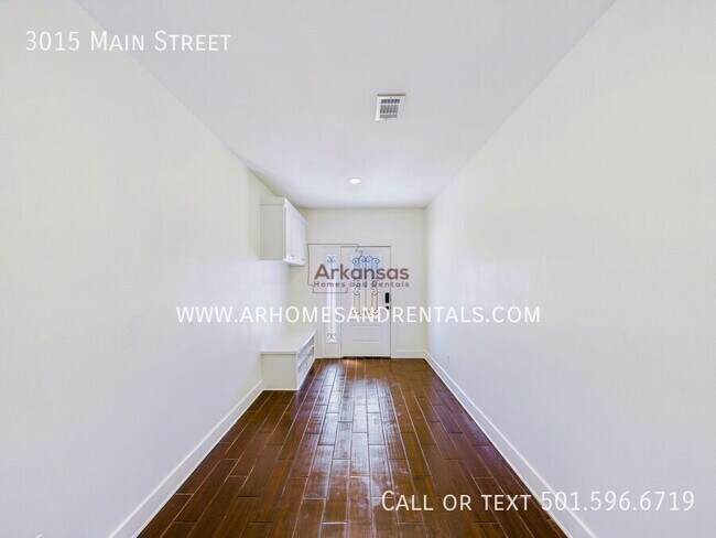 Foto del edificio - 3015 Main St