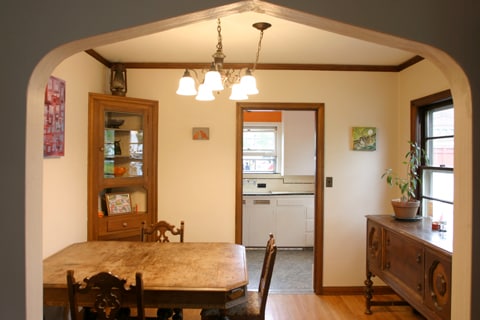 dining room - 1525 N Willamette Blvd